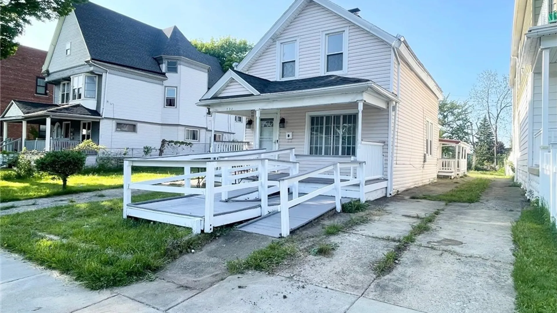 Property at 132 E Utica Street, Buffalo, NY 14209 2