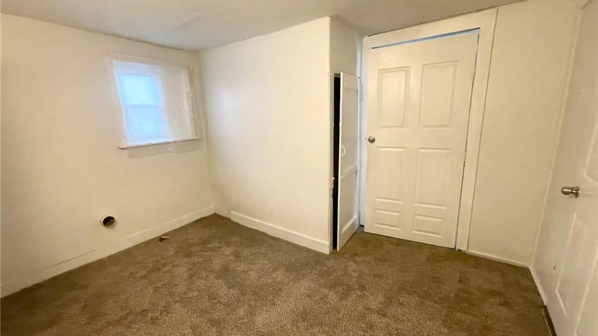 Property at 132 E Utica Street, Buffalo, NY 14209 20