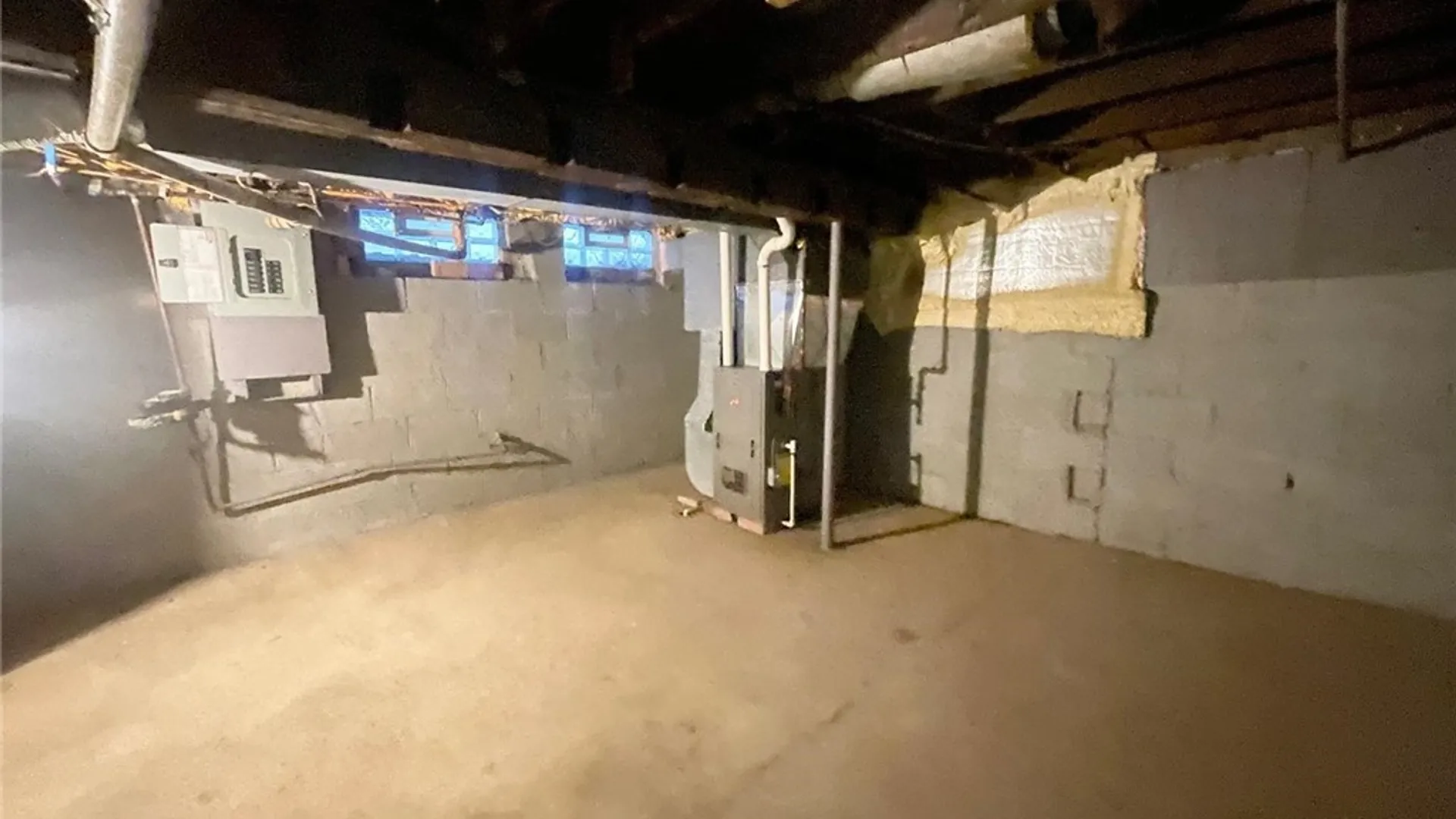 Property at 132 E Utica Street, Buffalo, NY 14209 24