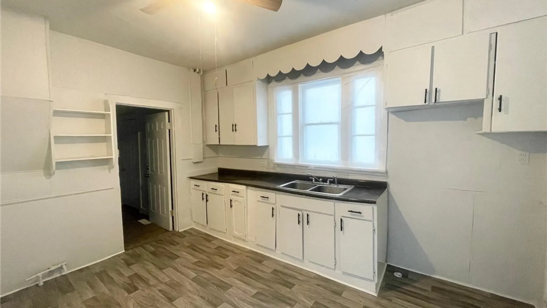 Property at 132 E Utica Street, Buffalo, NY 14209 6