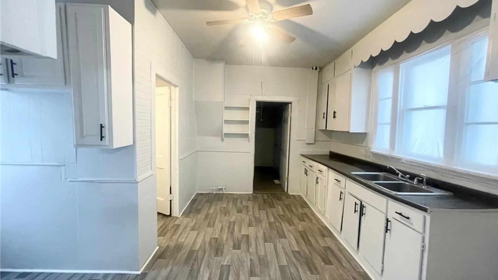 Property at 132 E Utica Street, Buffalo, NY 14209 9