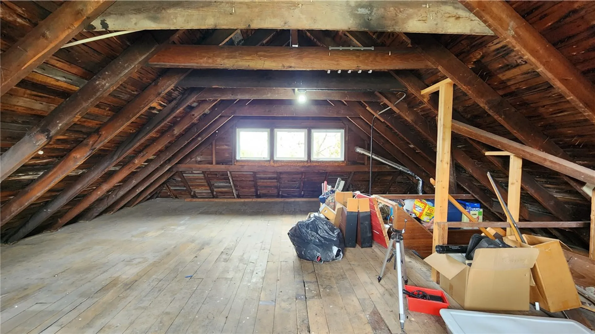 Property at 7 1/2 North Street, Leroy, NY 14482 17