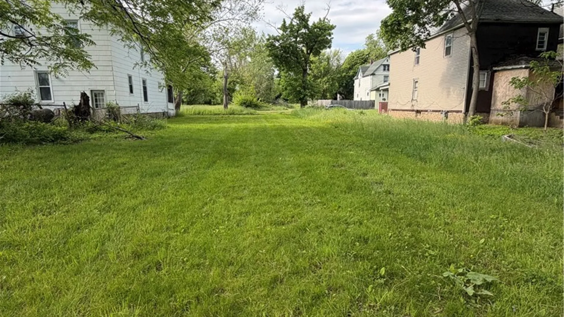 Property at 1639 Weston Avenue, Niagara Falls, NY 14305 4