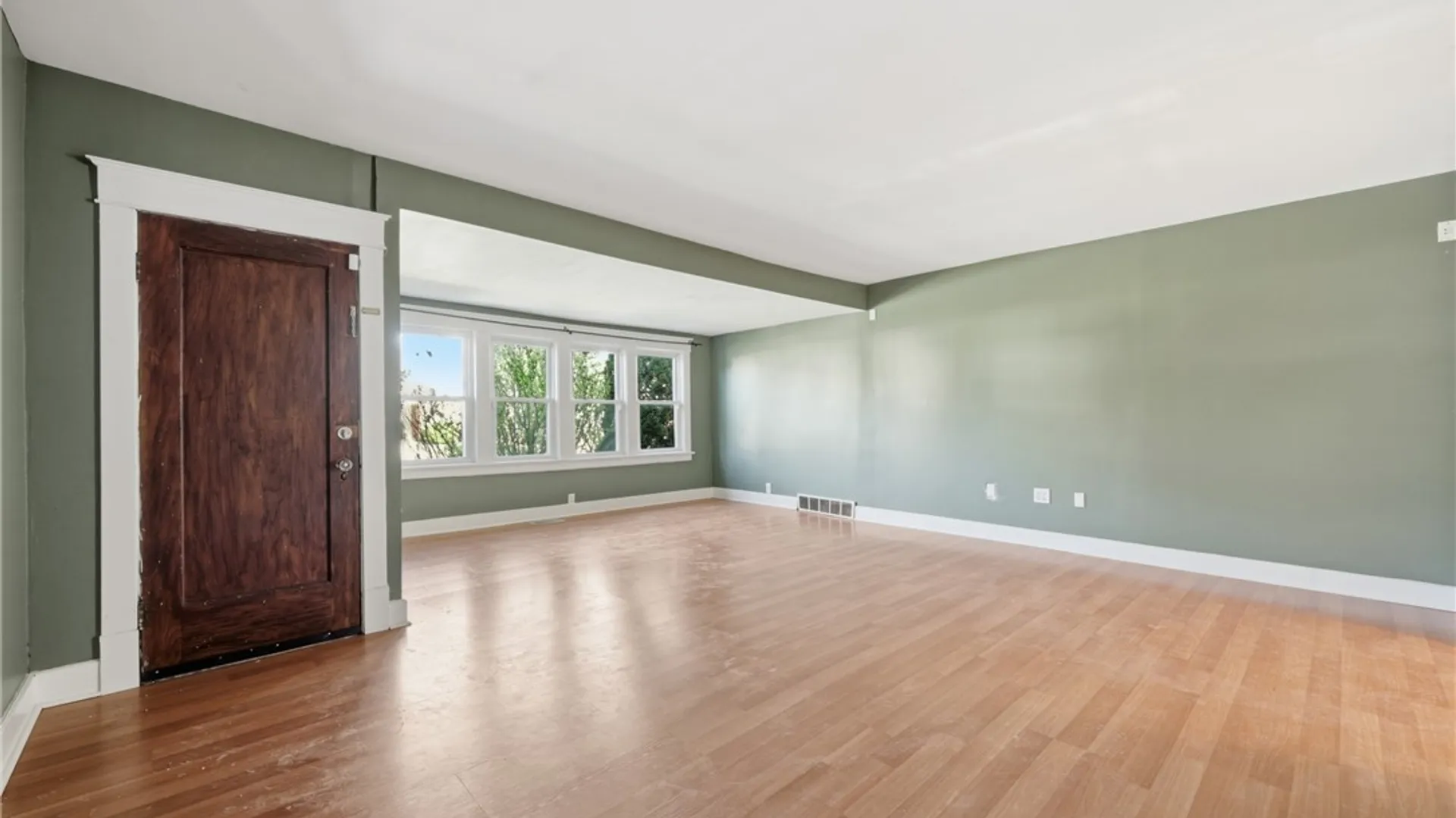 Property at 369 Colvin Avenue, Buffalo, NY 14216 8
