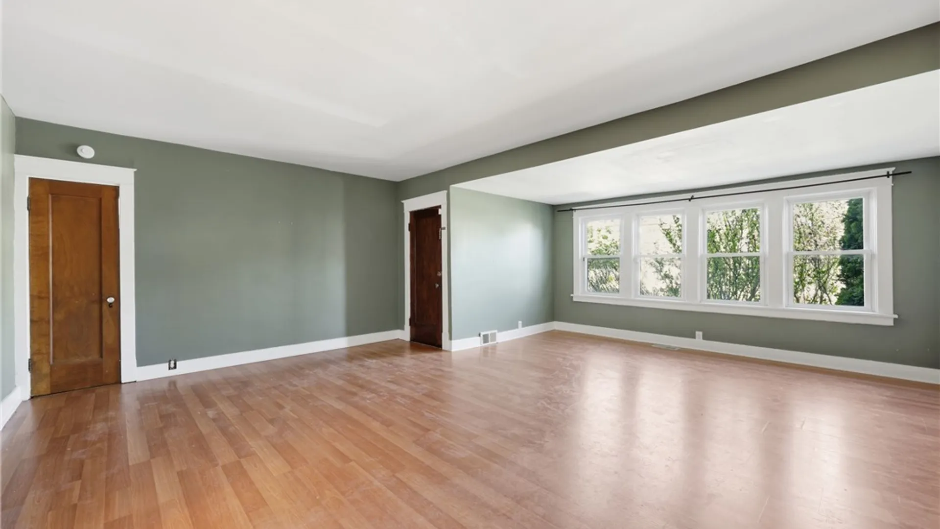 Property at 369 Colvin Avenue, Buffalo, NY 14216 9