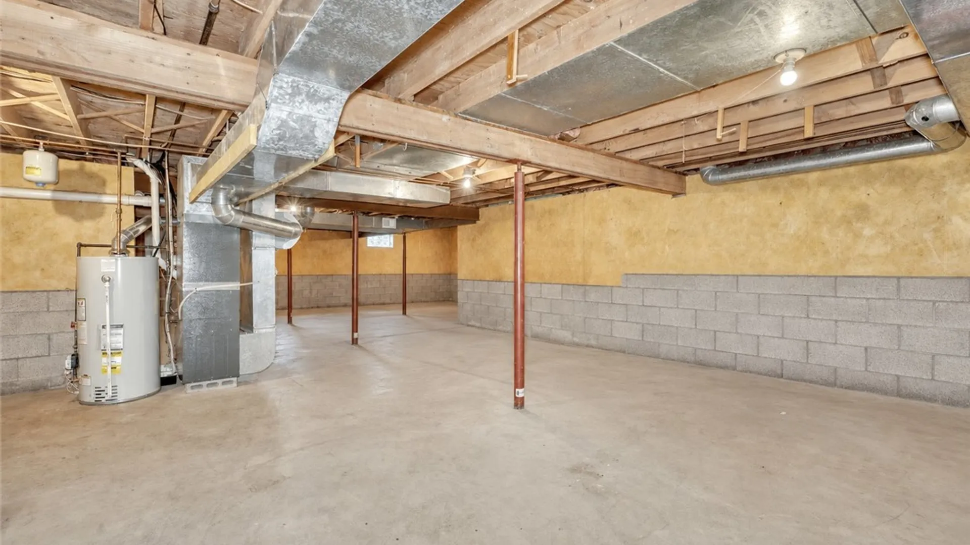Property at 2152 1st Avenue, Ontario, NY 14519 34