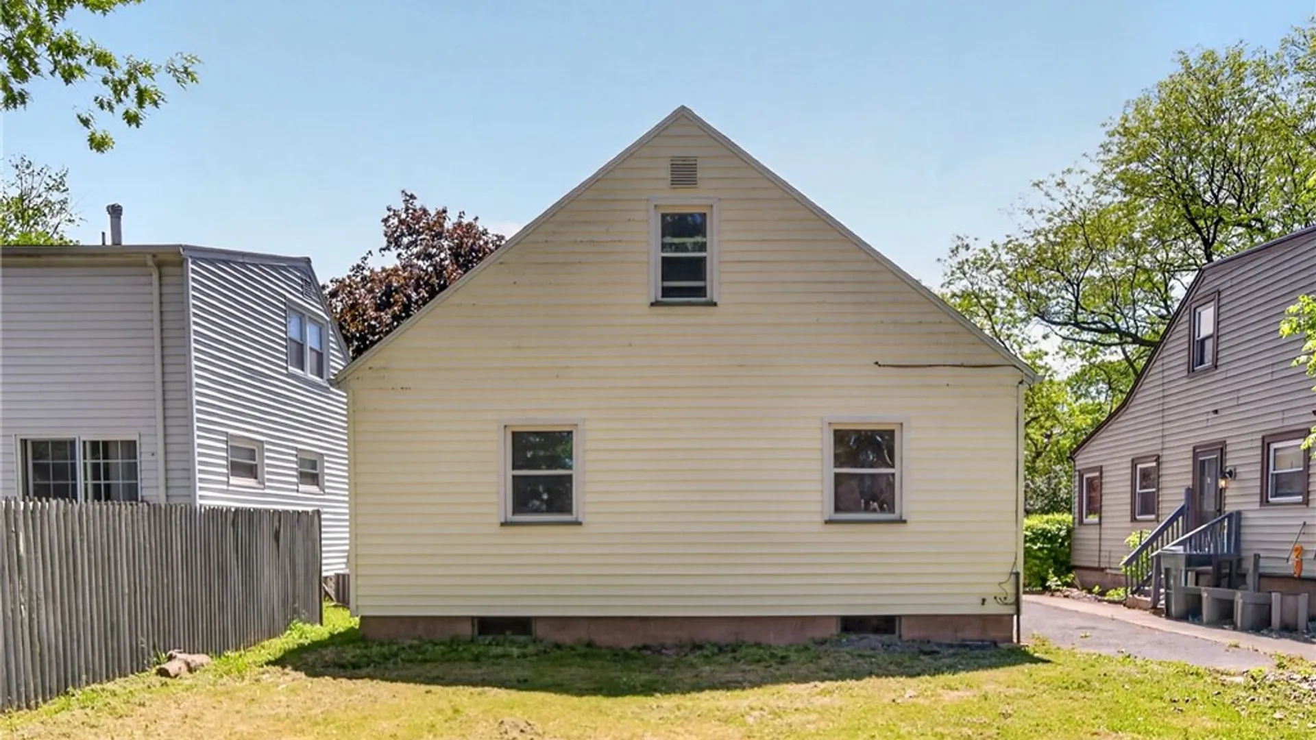 Property at 81 Camden Street, Rochester, NY 14612 12