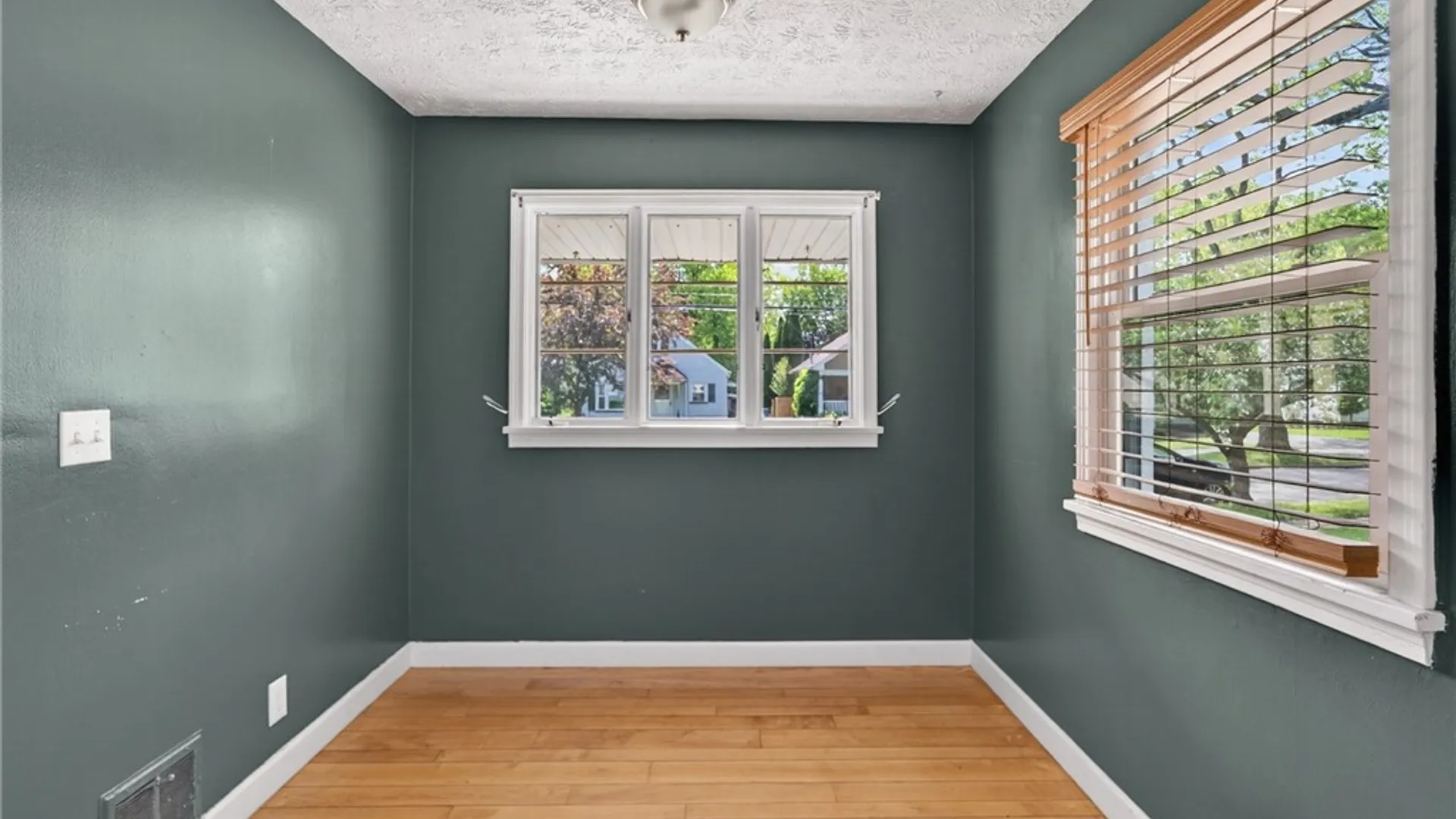 Property at 81 Camden Street, Rochester, NY 14612 15