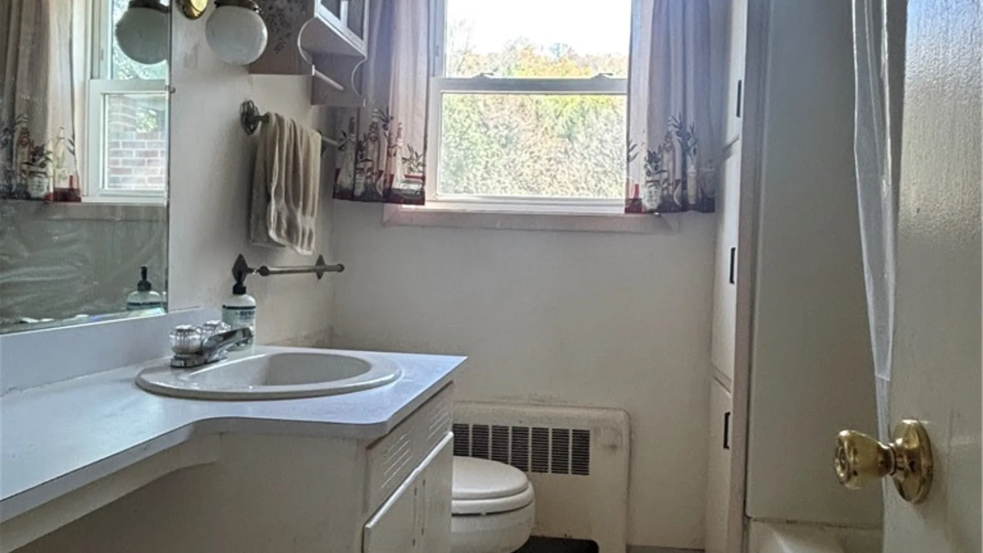 Property at 28 E Main Street, Hamilton, PA 16333 22