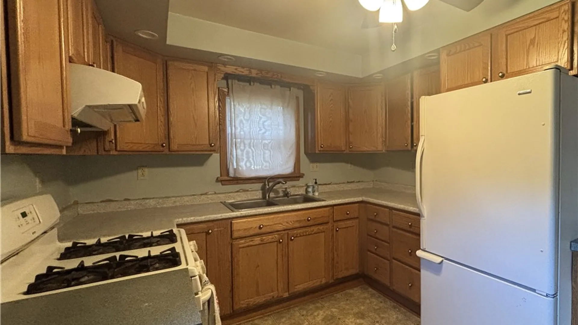 Property at 28 E Main Street, Hamilton, PA 16333 9