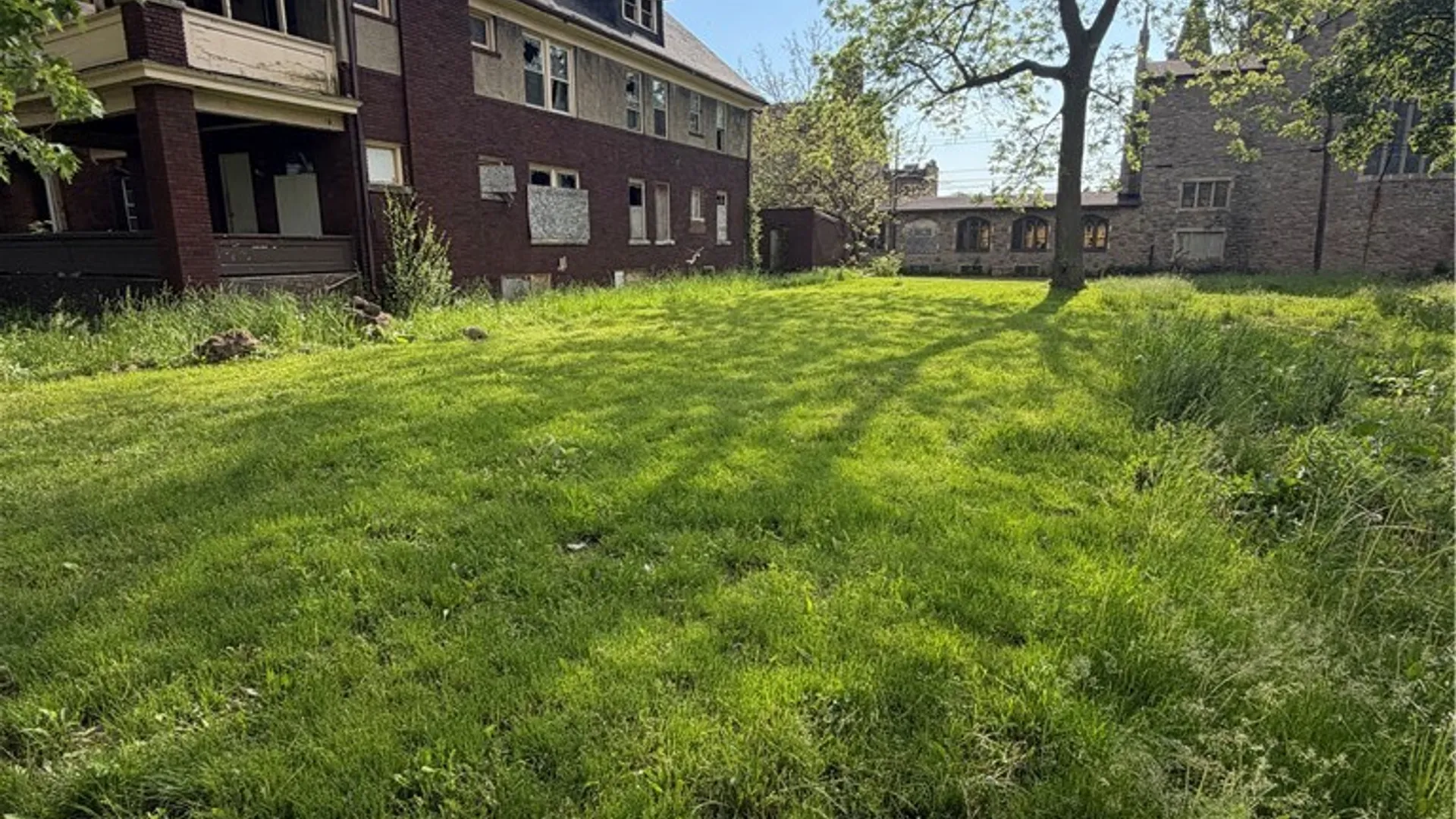 Property at 736 8th Street, Niagara Falls, NY 14301 2