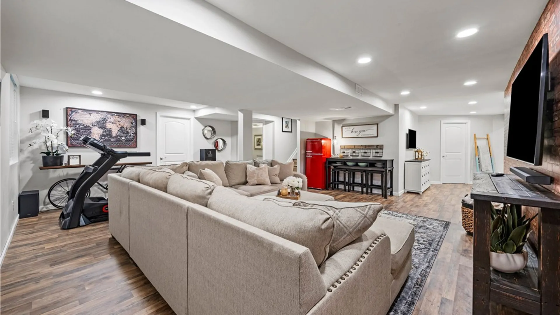 Property at 199 Forest Glen Drive, Greece, NY 14468 36