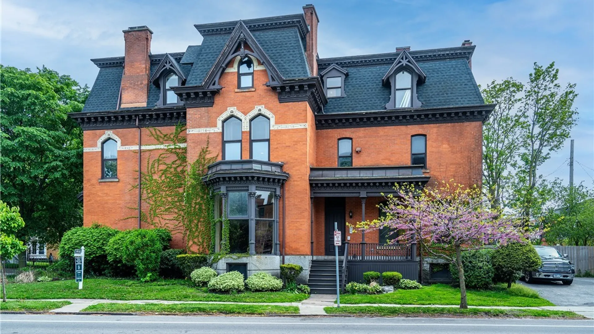 Property at 414 Franklin Street, Buffalo, NY 14202 2