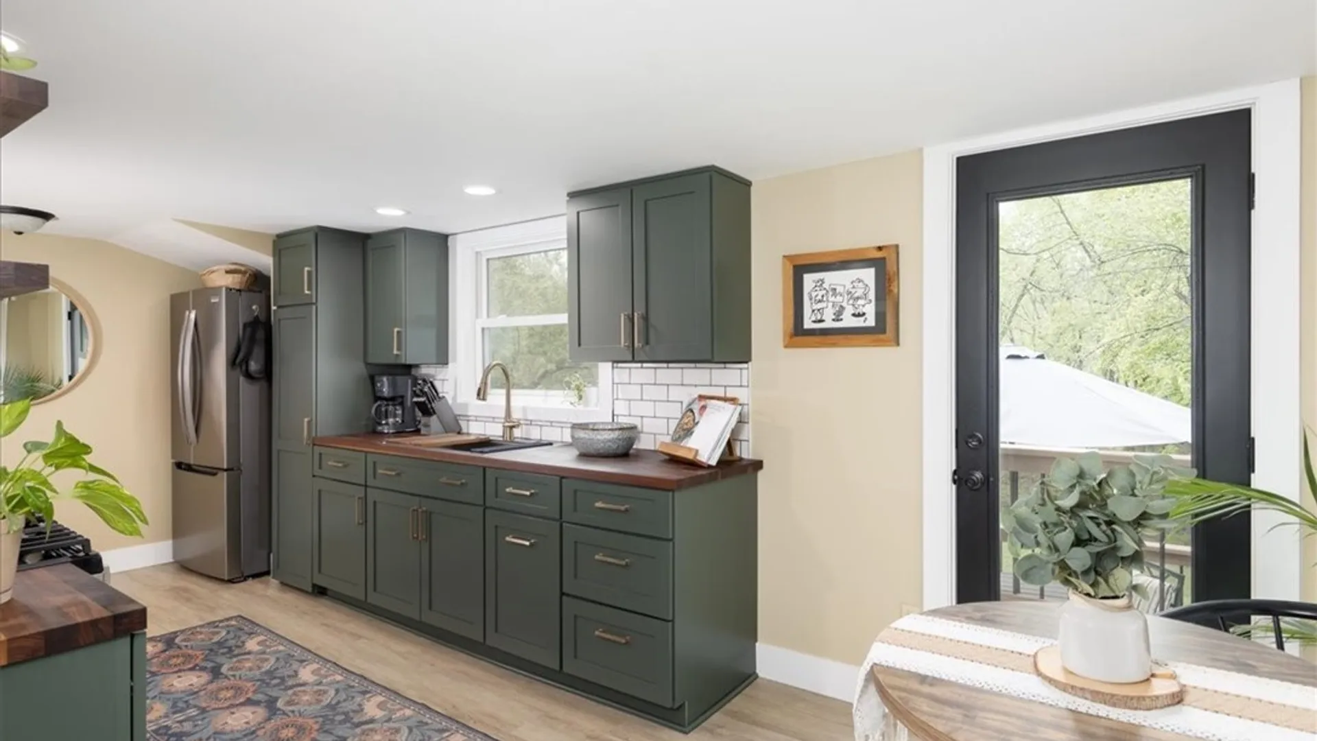 Property at 953 Lawrence Ave, Aurora, NY 14052 11