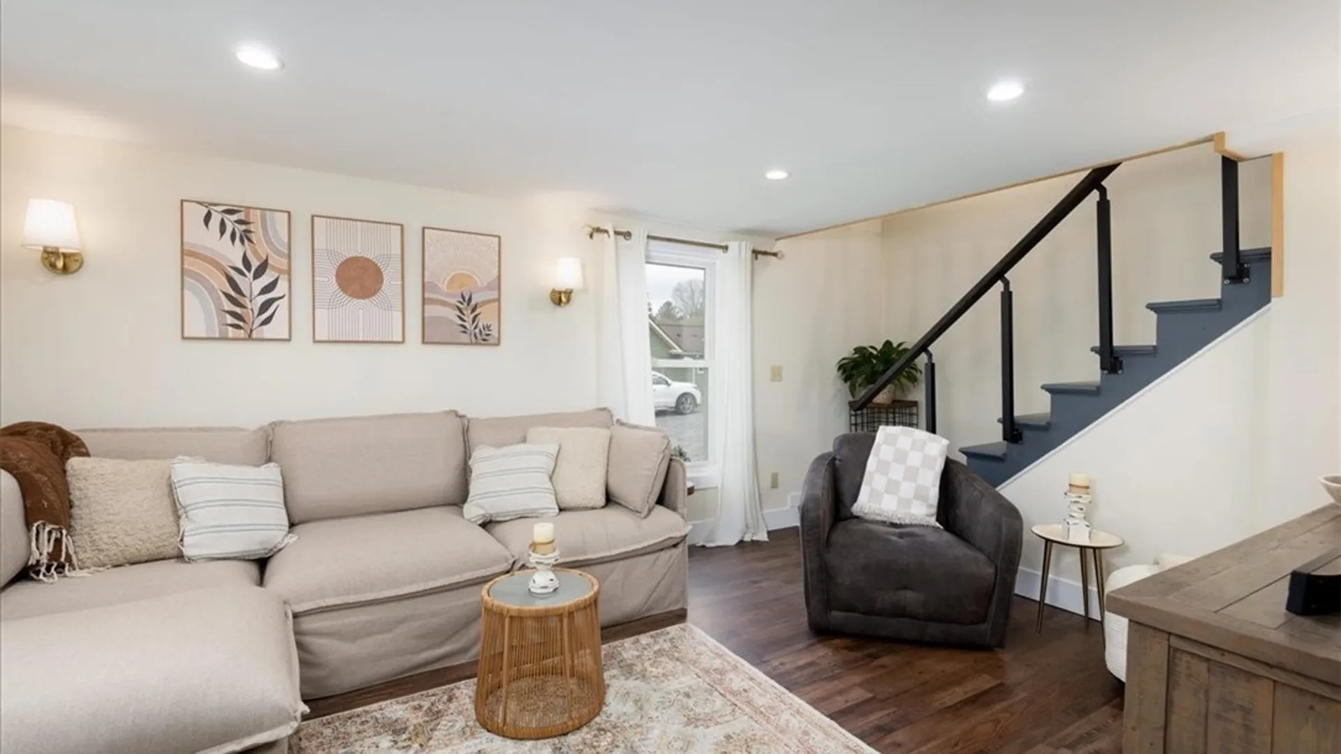 Property at 953 Lawrence Ave, Aurora, NY 14052 5