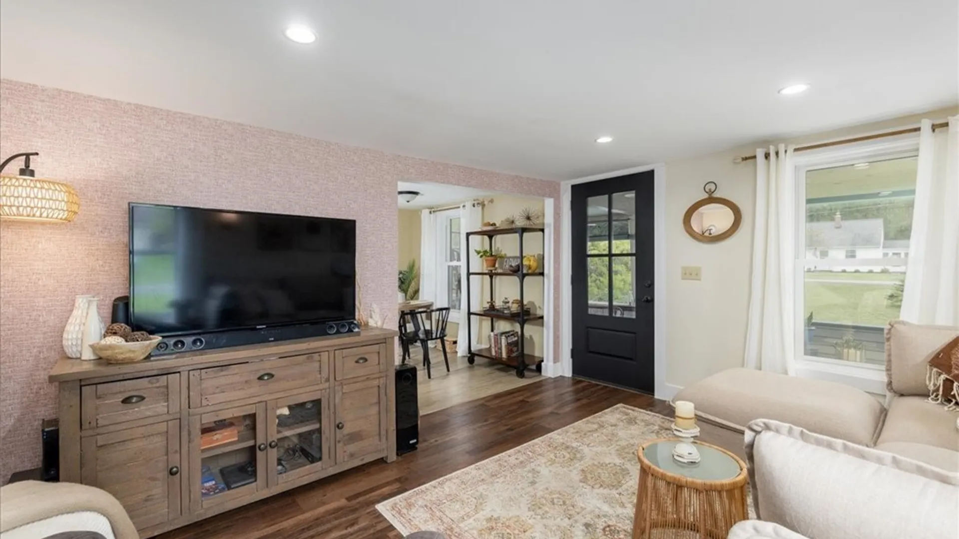 Property at 953 Lawrence Ave, Aurora, NY 14052 6