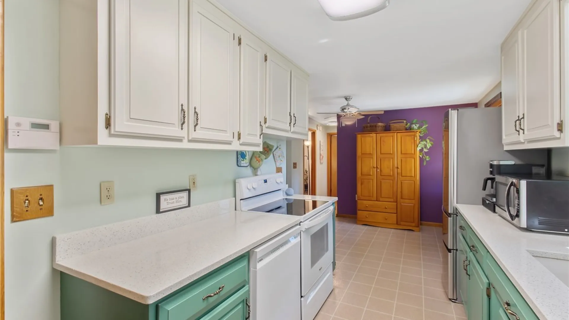 Property at 101 Stillwell Circle, DeWitt, NY 13057 10