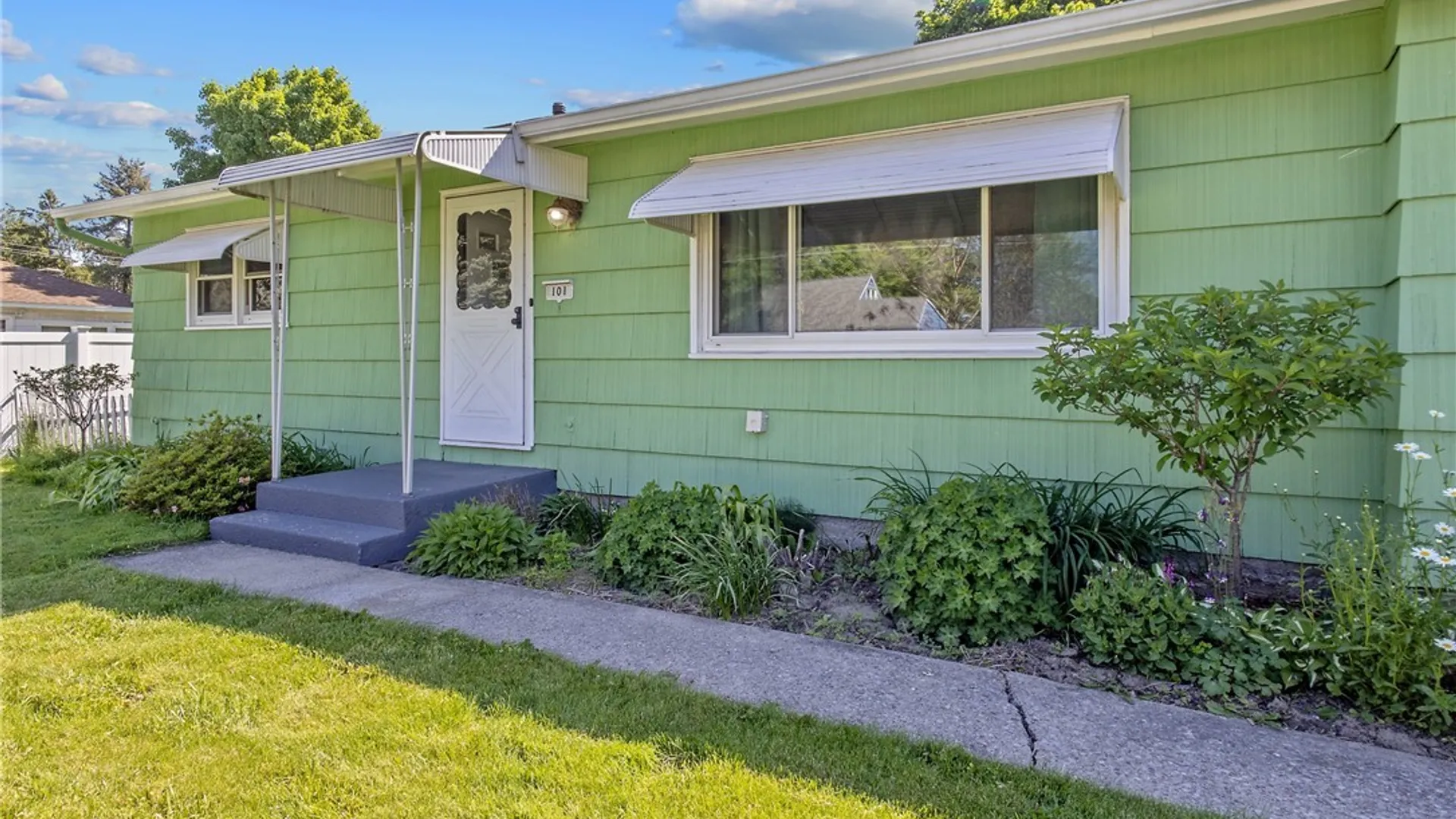 Property at 101 Stillwell Circle, DeWitt, NY 13057 3