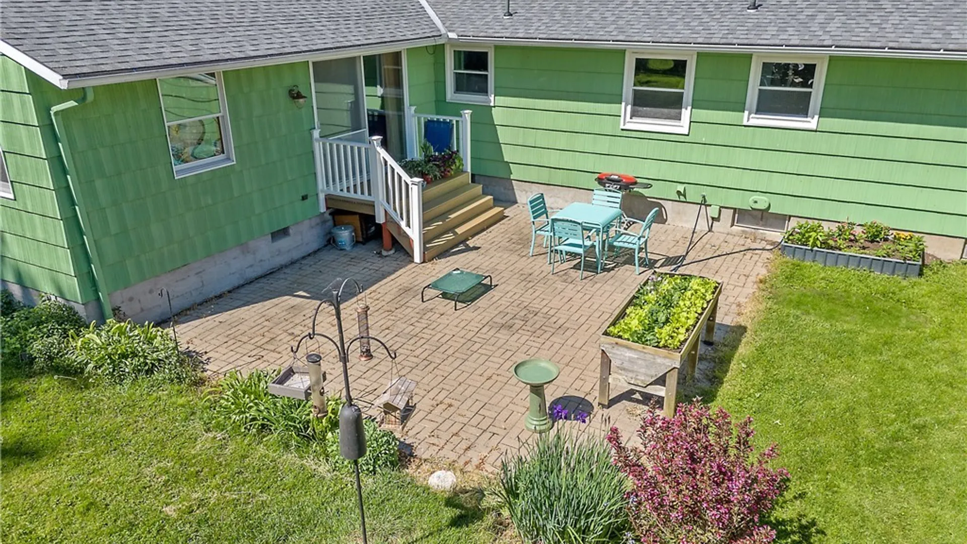 Property at 101 Stillwell Circle, DeWitt, NY 13057 32