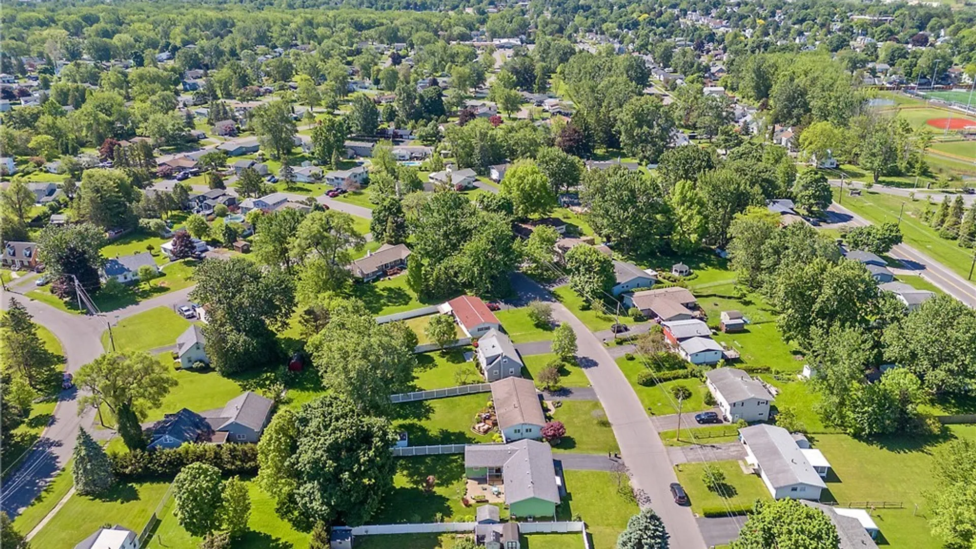 Property at 101 Stillwell Circle, DeWitt, NY 13057 36