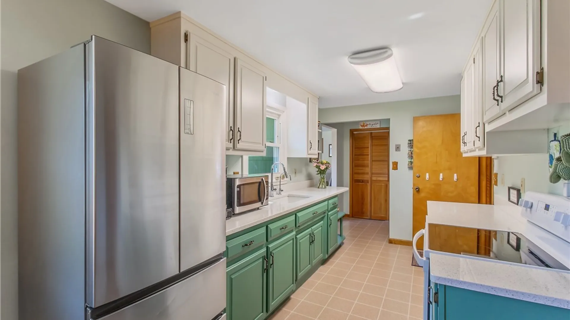 Property at 101 Stillwell Circle, DeWitt, NY 13057 9