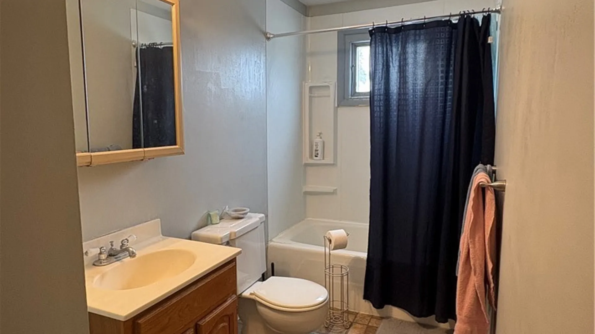 Property at 2895 Seneca Street, West Seneca, NY 14224 19