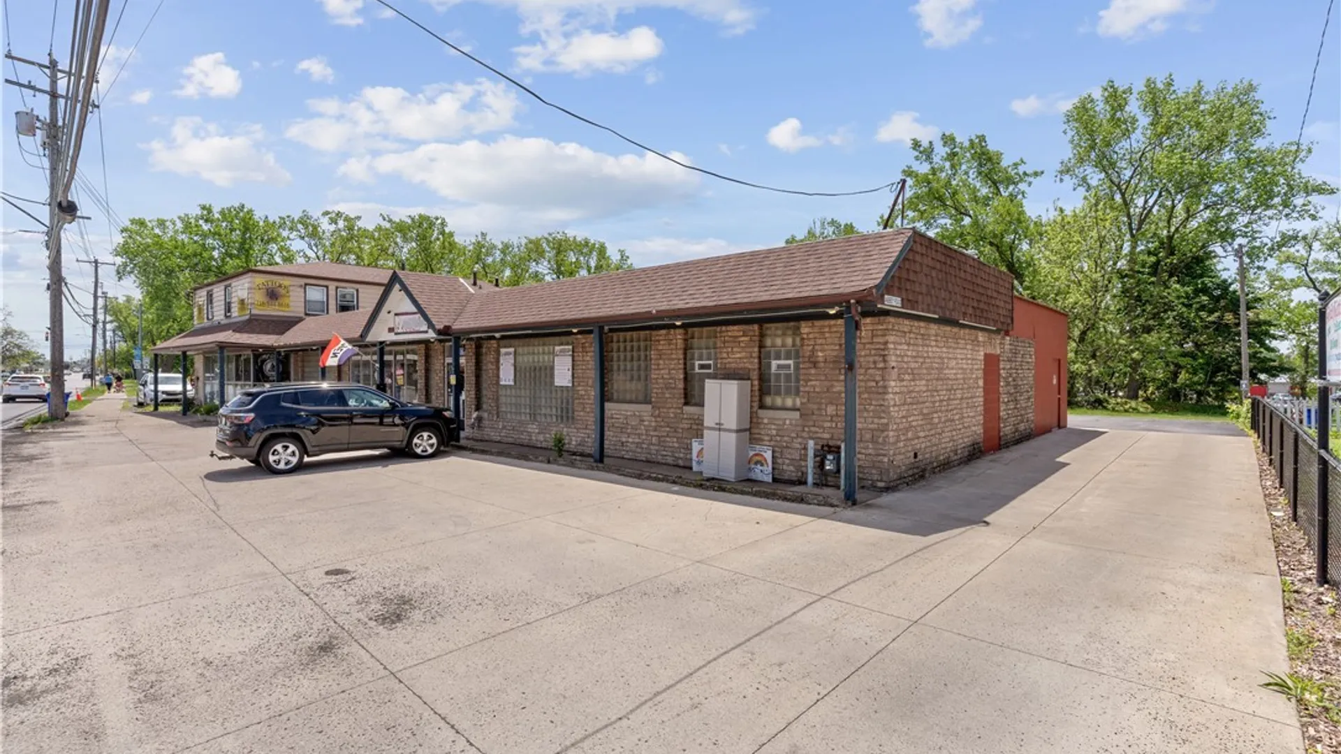 Property at 2895 Seneca Street, West Seneca, NY 14224 4