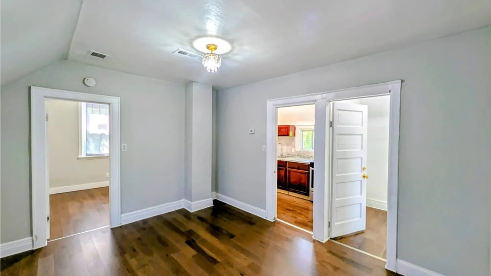 Property at 284 Hazelwood Avenue, Buffalo, NY 14215 15