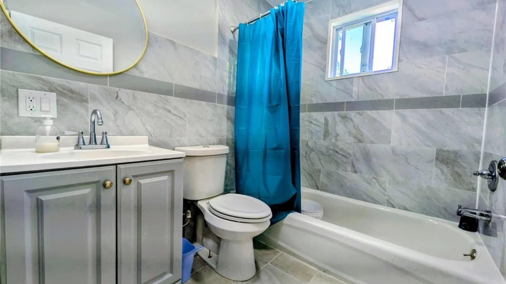 Property at 284 Hazelwood Avenue, Buffalo, NY 14215 3