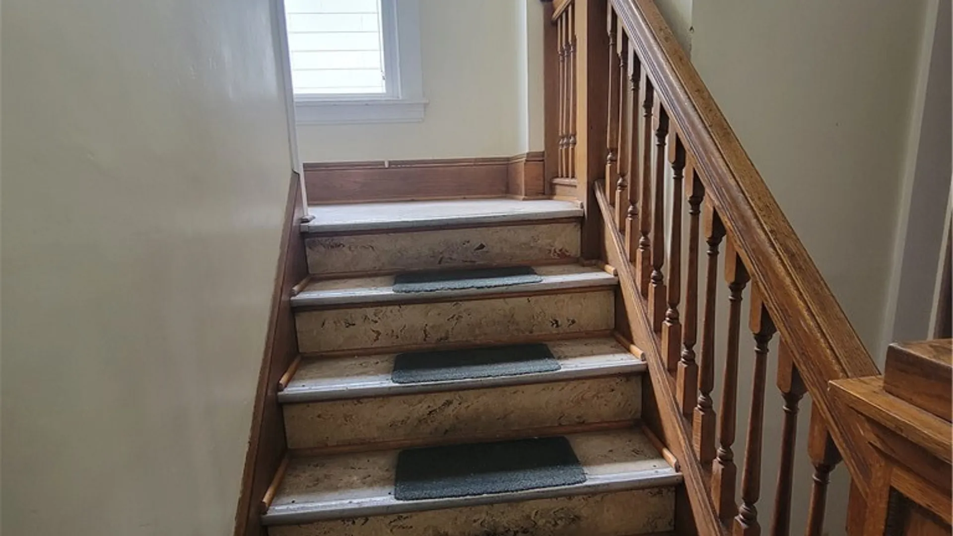 Property at 135 Englewood Avenue, Buffalo, NY 14214 3