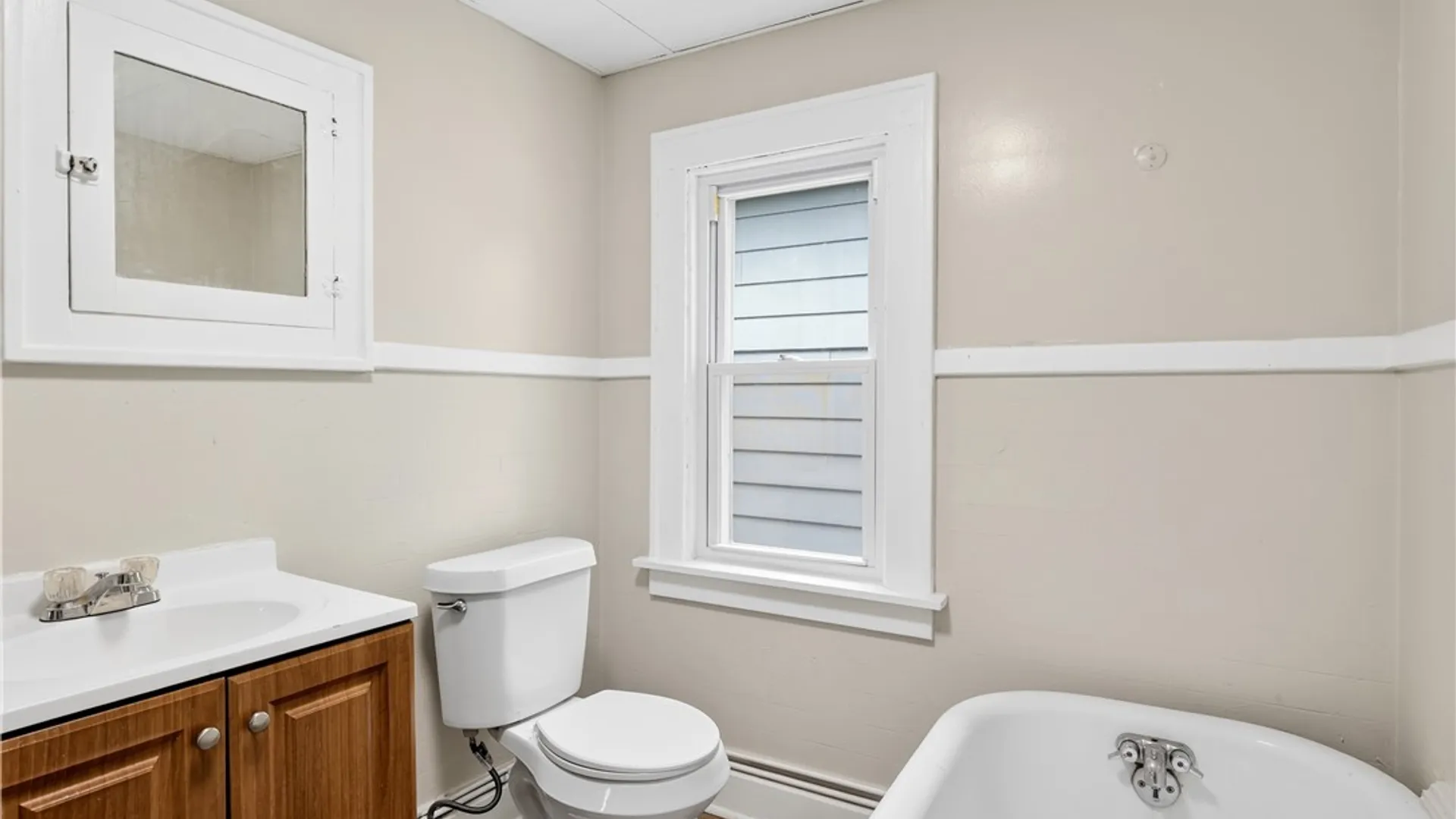 Property at 1890 Linwood Avenue, Niagara Falls, NY 14305 13