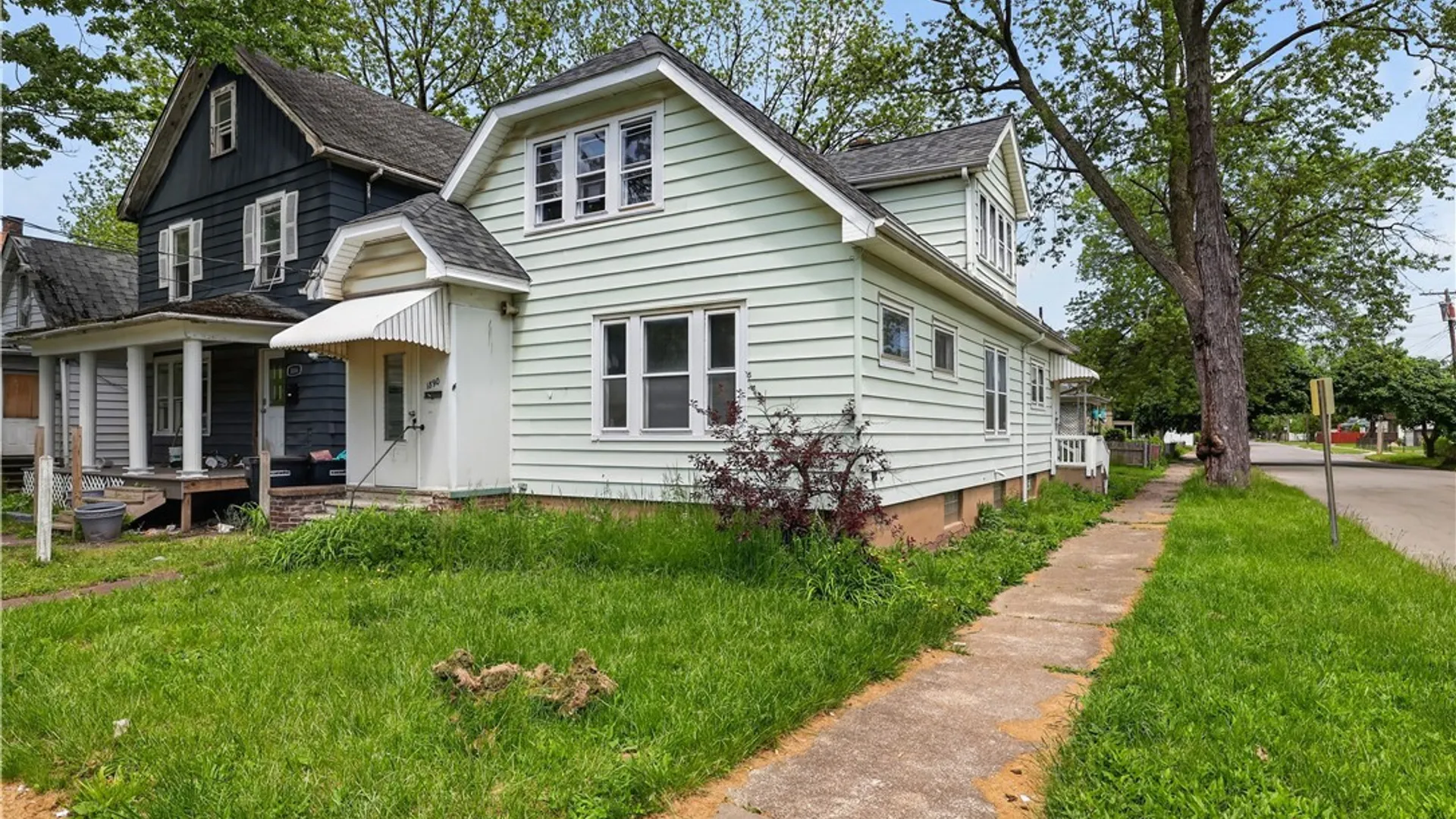 Property at 1890 Linwood Avenue, Niagara Falls, NY 14305 2