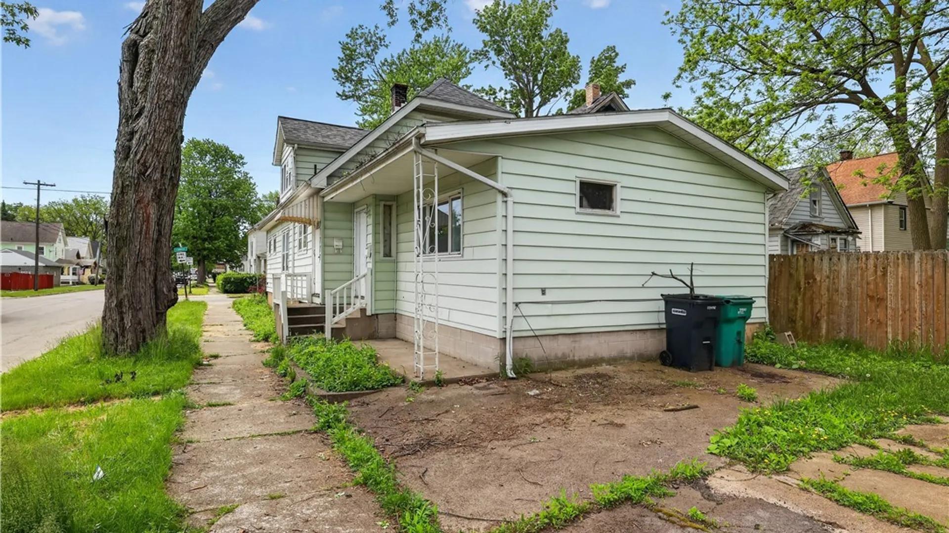 Property at 1890 Linwood Avenue, Niagara Falls, NY 14305 40