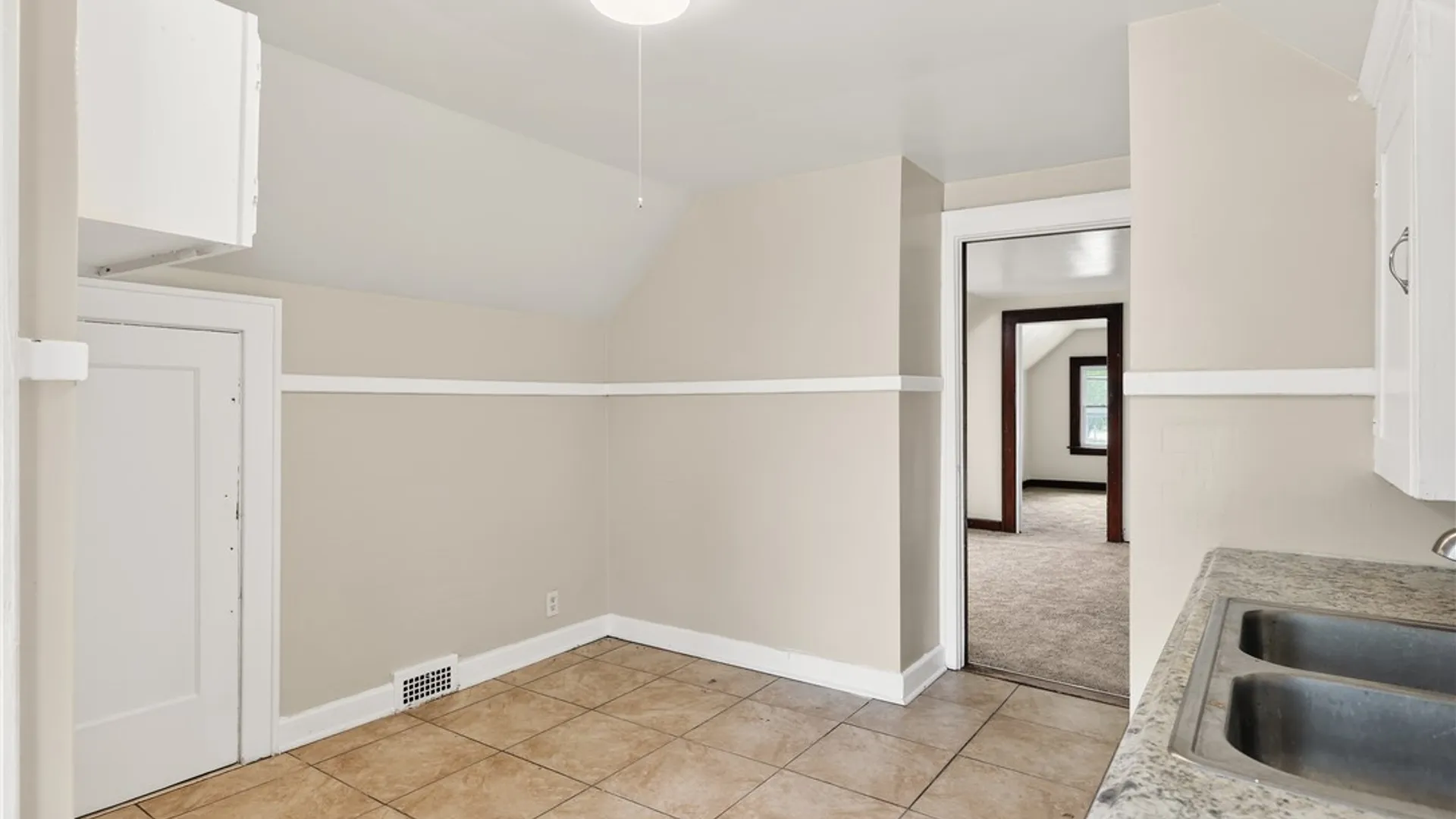 Property at 1890 Linwood Avenue, Niagara Falls, NY 14305 6