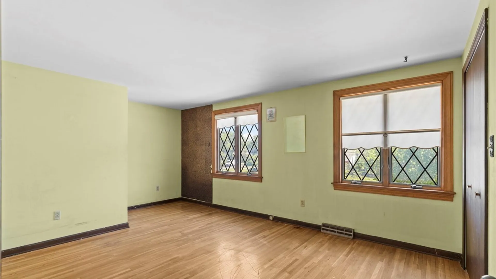 Property at 200 Foxpoint, Amherst, NY 14221 26