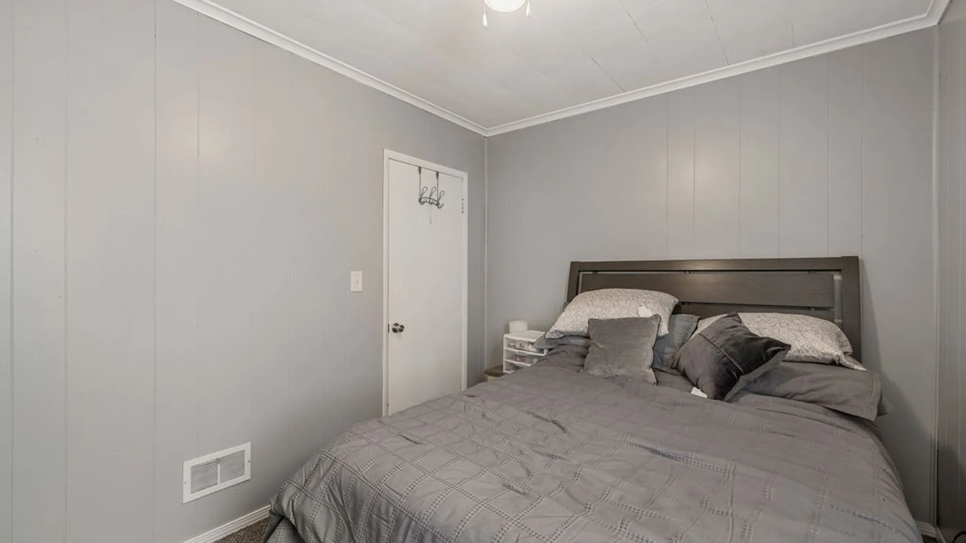 Property at 816 22nd Street, Niagara Falls, NY 14301 15