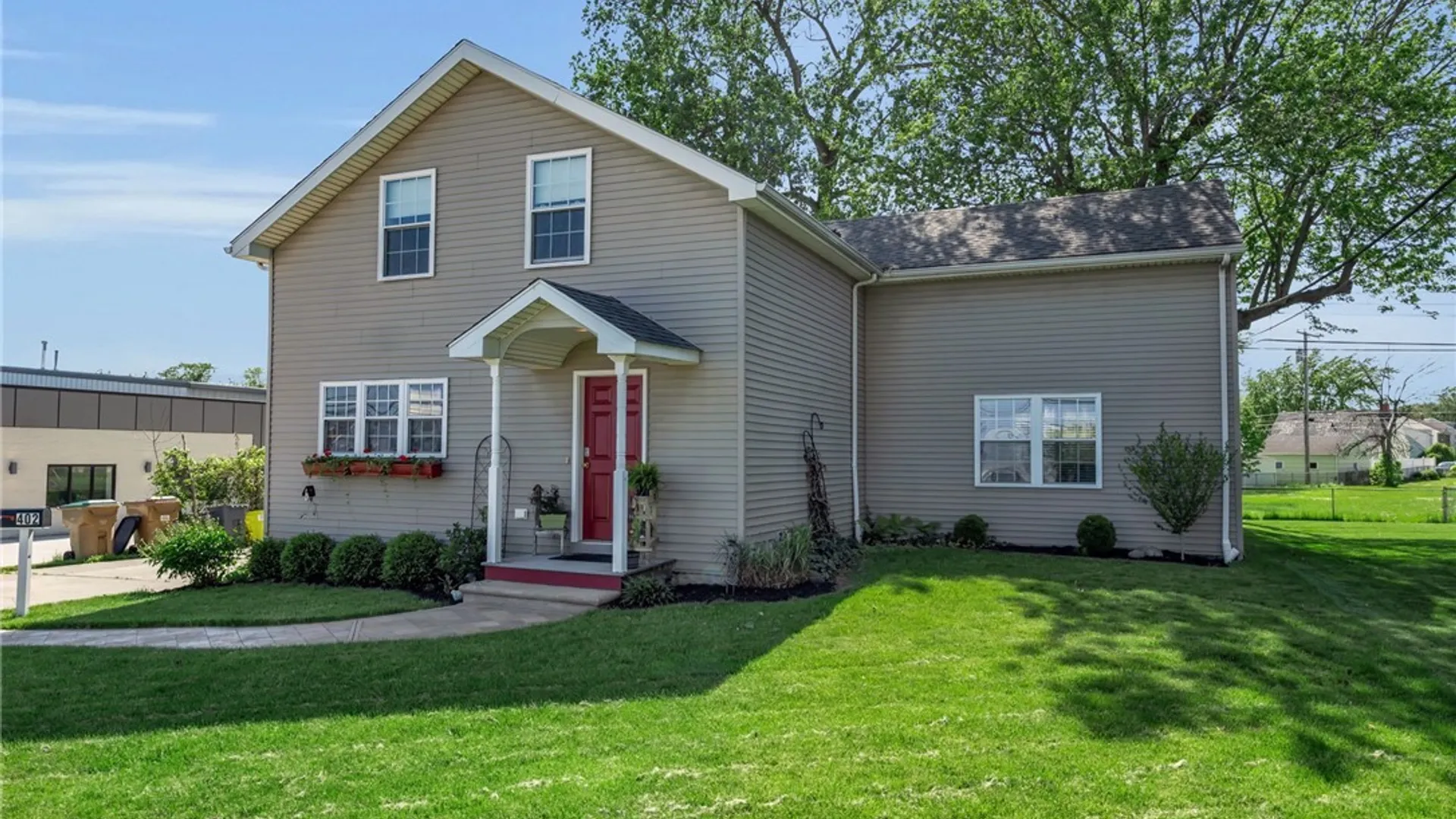 Property at 402 Cayuga Road, Cheektowaga, NY 14225 3