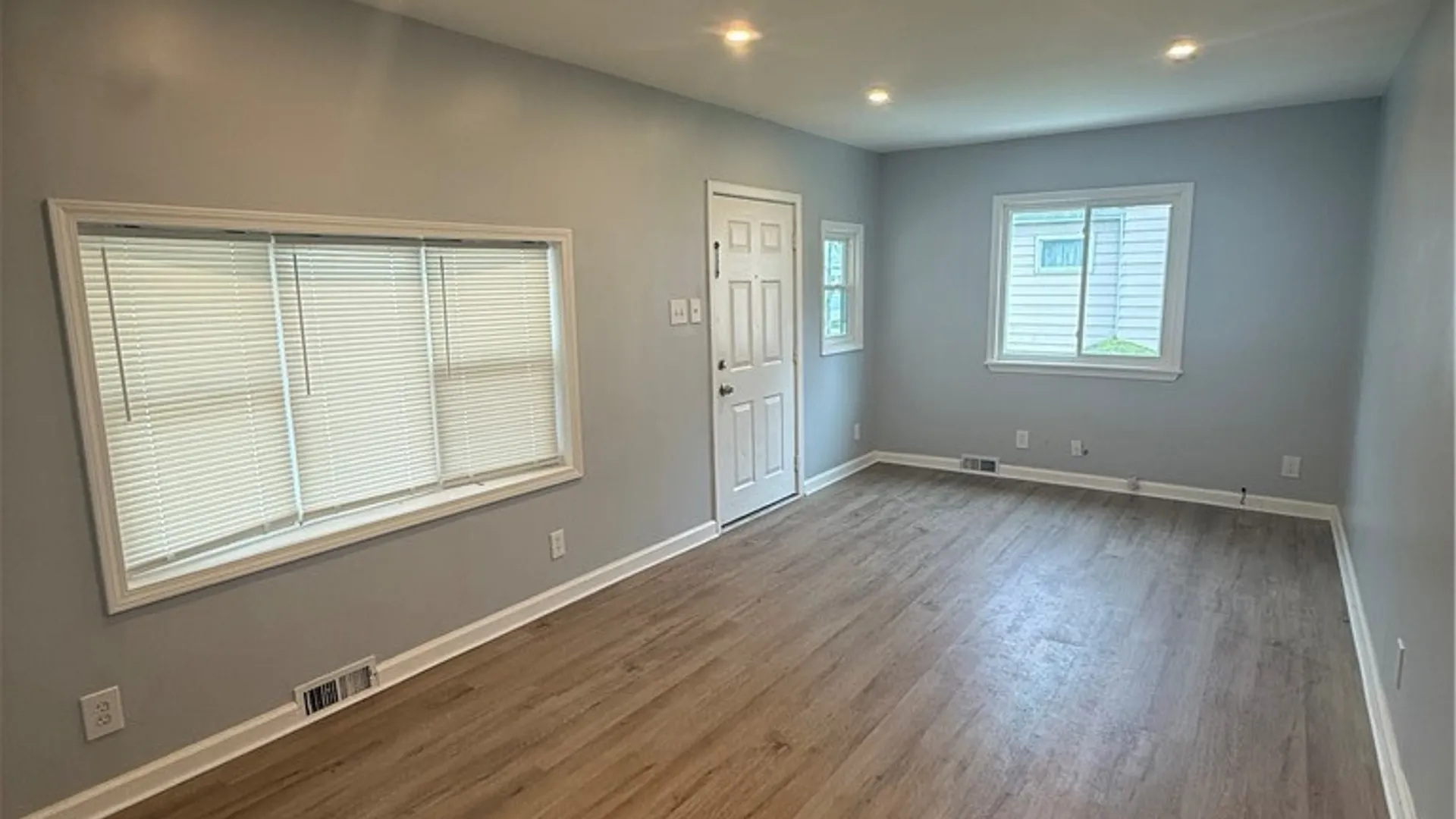 Property at 350 Barnard Street, Buffalo, NY 14206 2