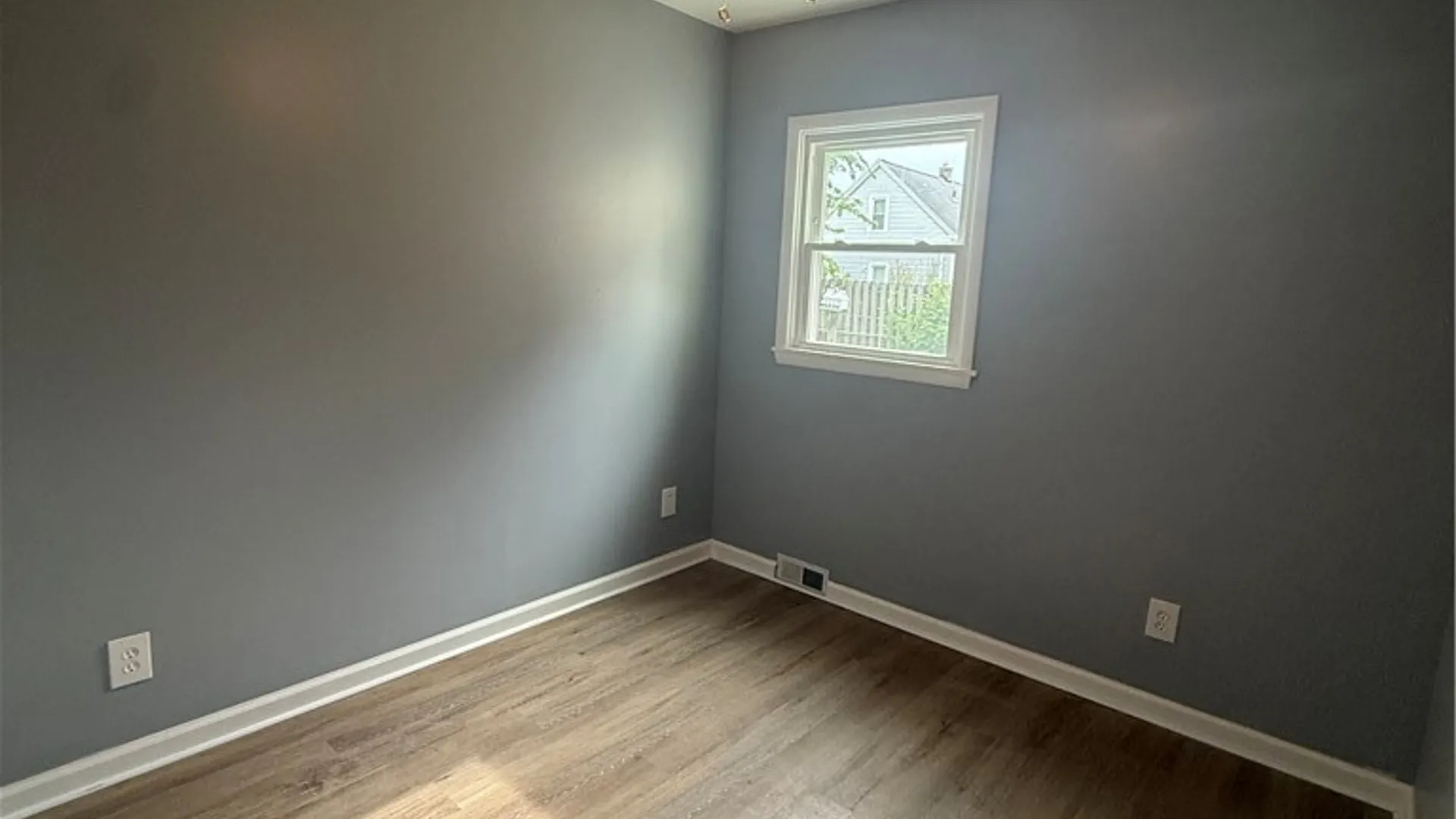 Property at 350 Barnard Street, Buffalo, NY 14206 7