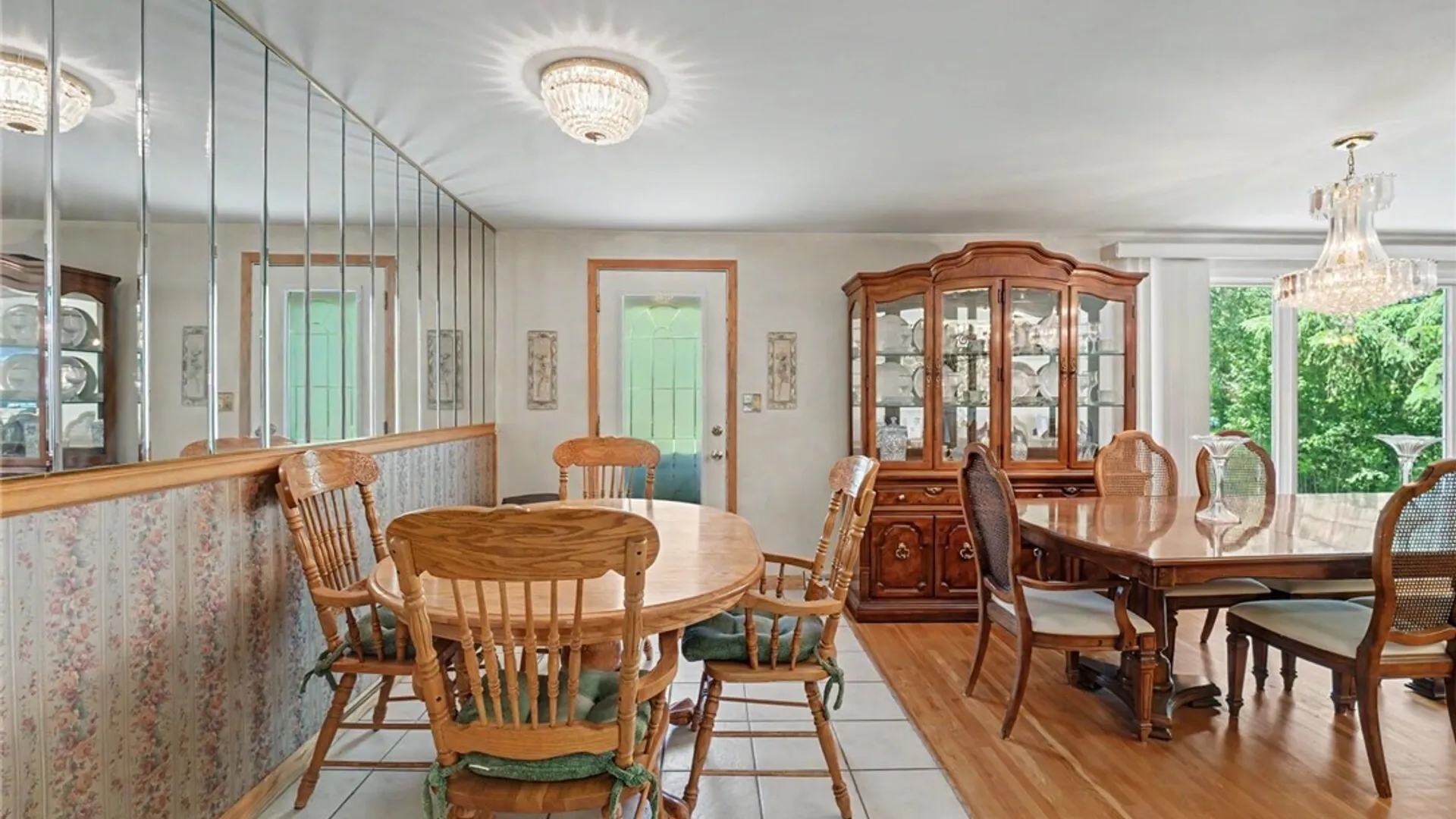 Property at 249 W Maplemere Road, Amherst, NY 14221 16