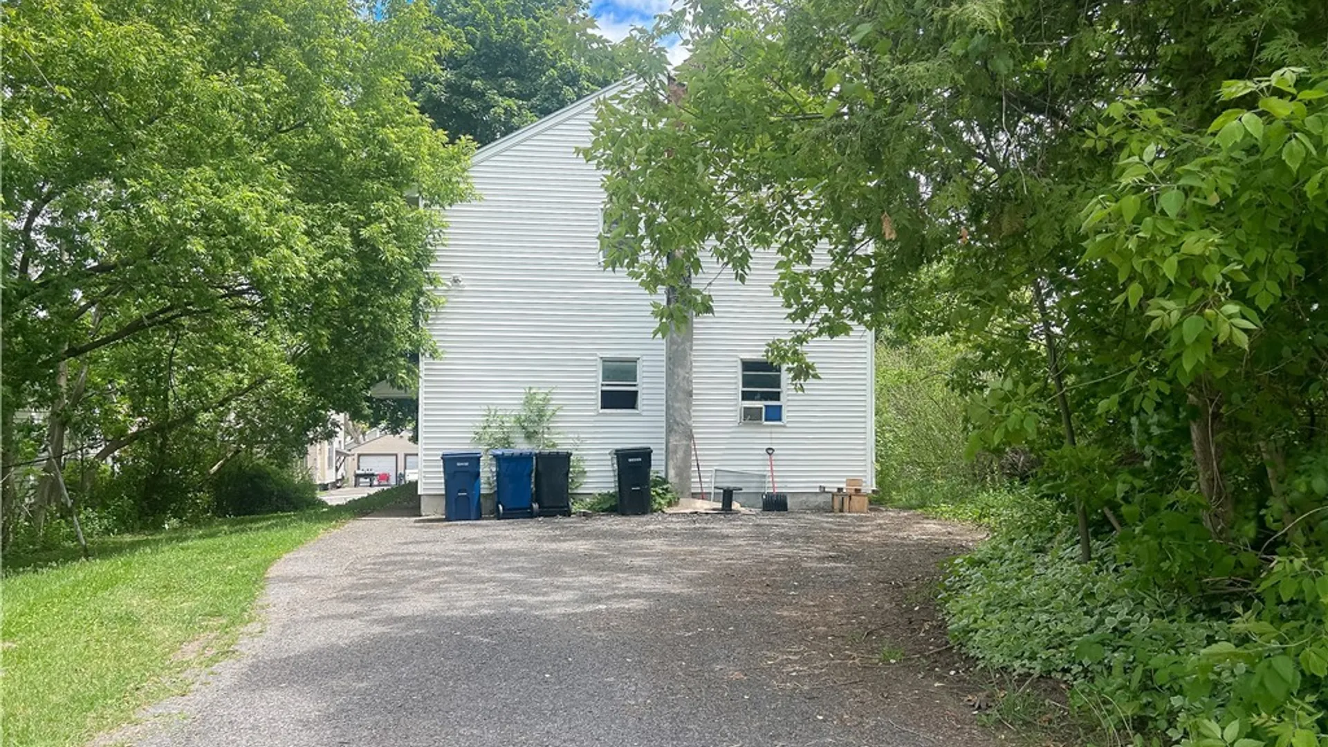 Property at 389 Lillian Avenue, Syracuse, NY 13206 14