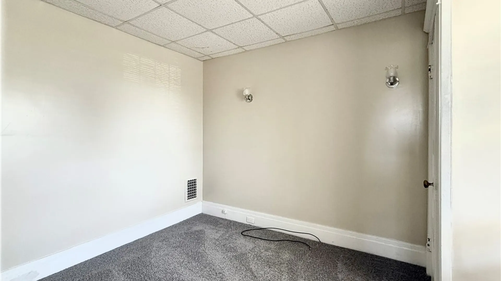 Property at 206 Saranac Avenue, Buffalo, NY 14216 11