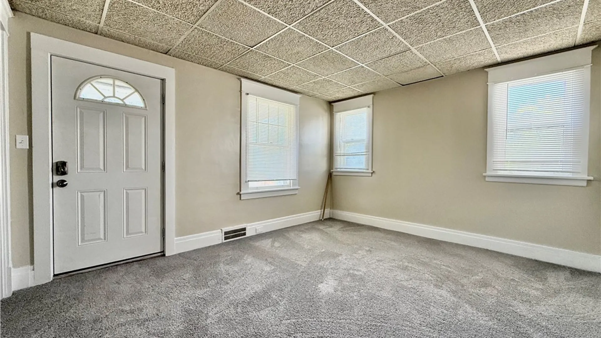 Property at 206 Saranac Avenue, Buffalo, NY 14216 12