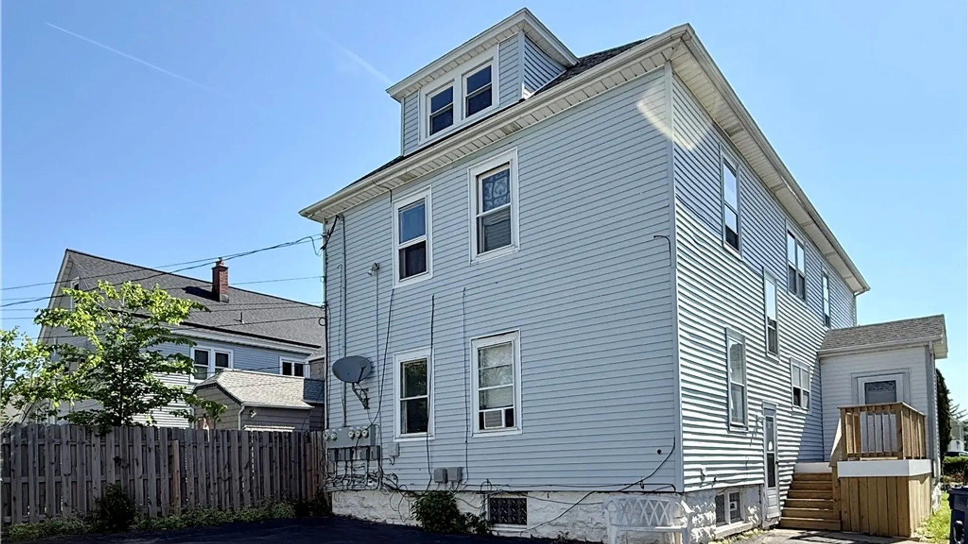Property at 206 Saranac Avenue, Buffalo, NY 14216 3