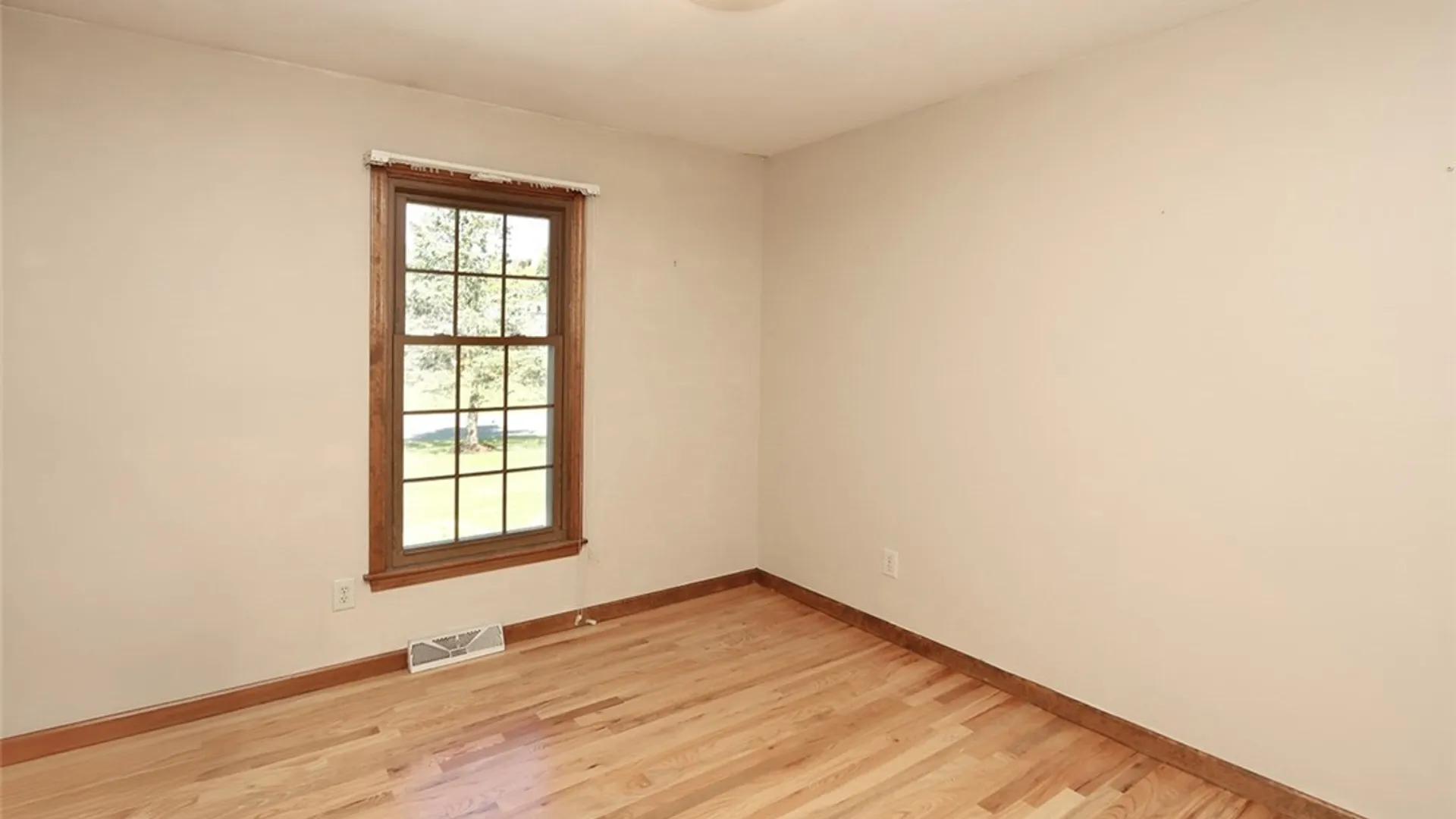 Property at 5180 Fairlawn Drive, Manlius, NY 13066 20