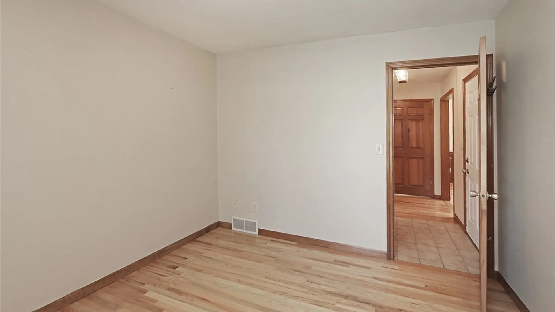 Property at 5180 Fairlawn Drive, Manlius, NY 13066 21