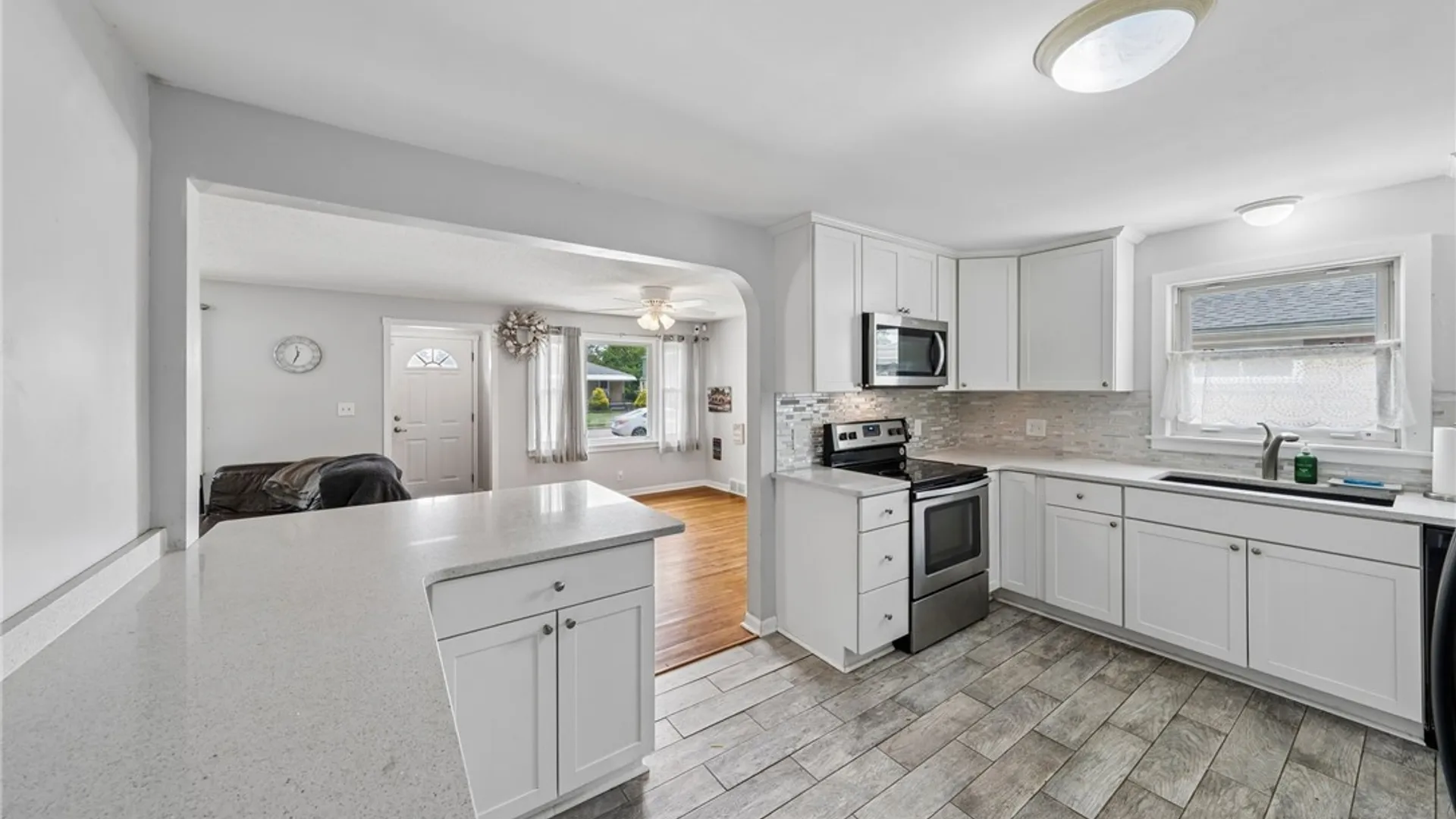 Property at 216 Collins Avenue, West Seneca, NY 14224 20