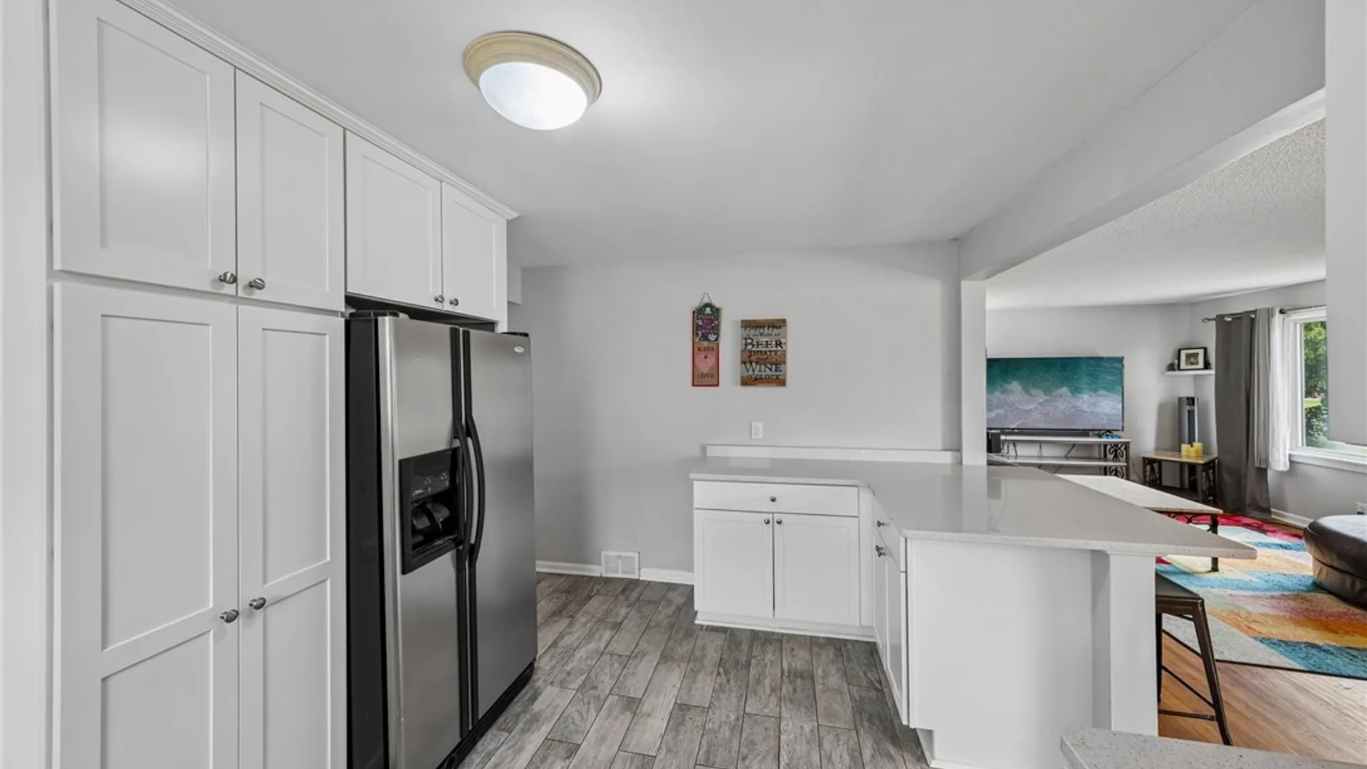 Property at 216 Collins Avenue, West Seneca, NY 14224 24