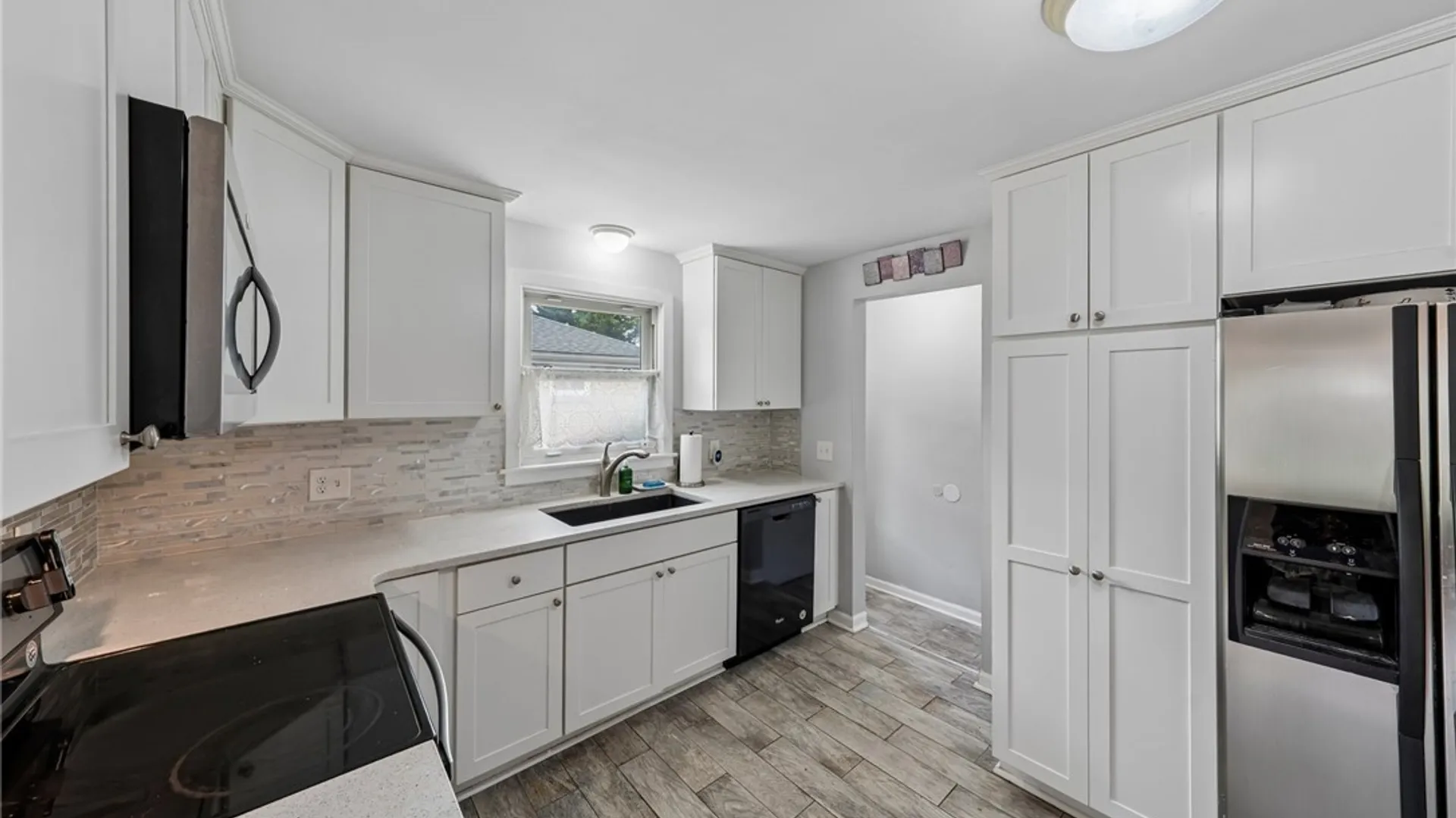 Property at 216 Collins Avenue, West Seneca, NY 14224 25