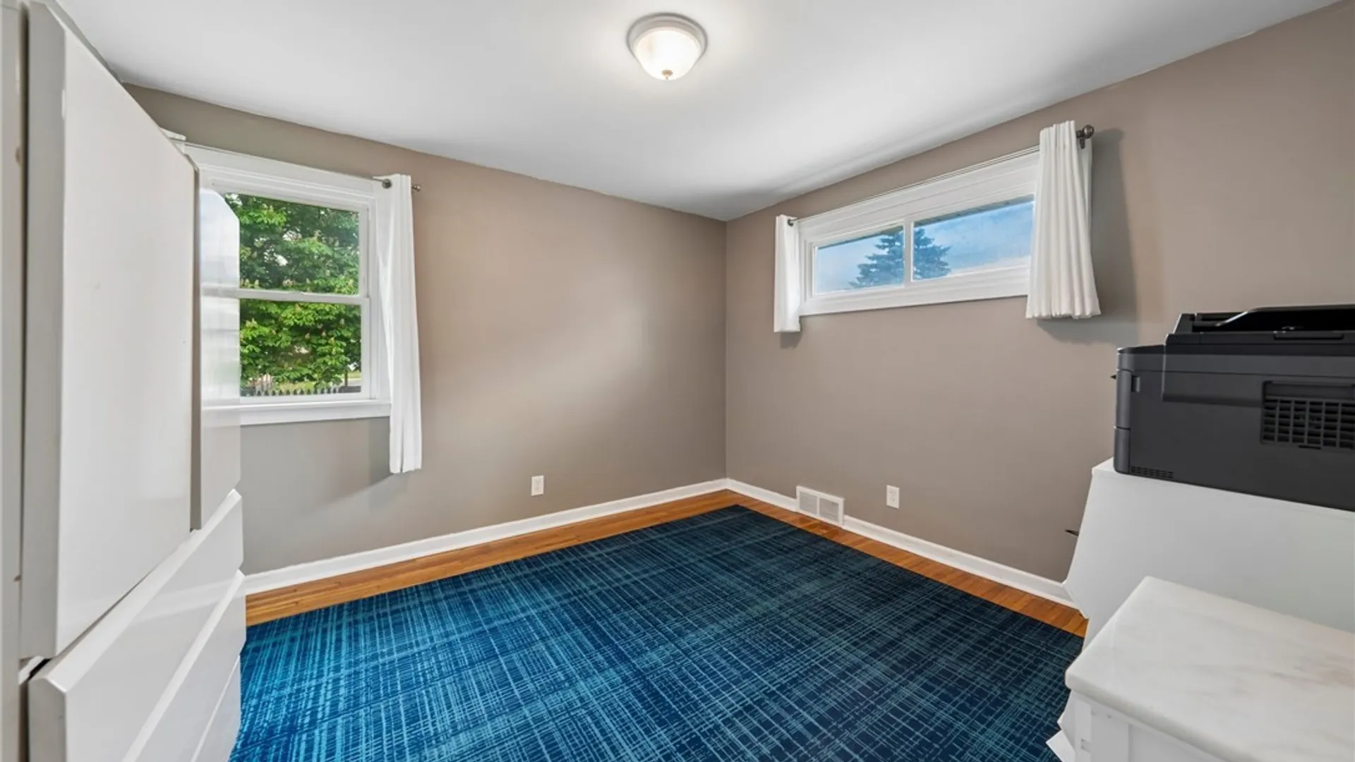 Property at 216 Collins Avenue, West Seneca, NY 14224 32